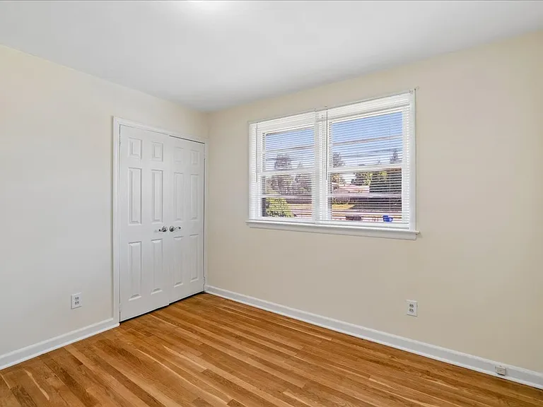 13012 Georgia Ave — Photo 21