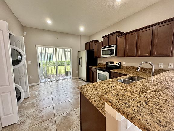 5th image of 20421 Needletree Dr