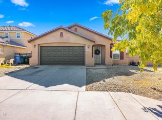 1810 E Jenner St, Lancaster, CA 93535