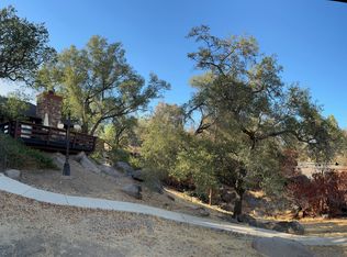 18462 Tollhouse Rd, Clovis, CA 93619