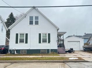 2009 Adams St, Two Rivers, WI 54241