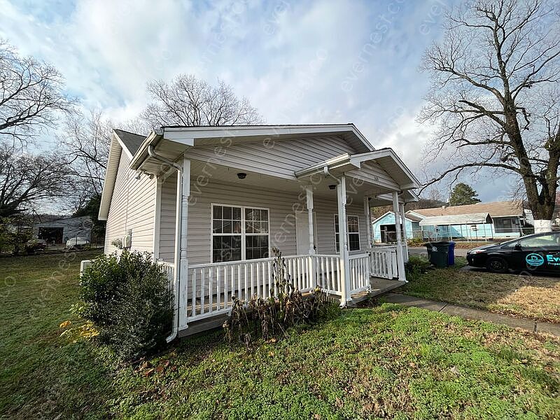 1st image of 509 Spears Ave