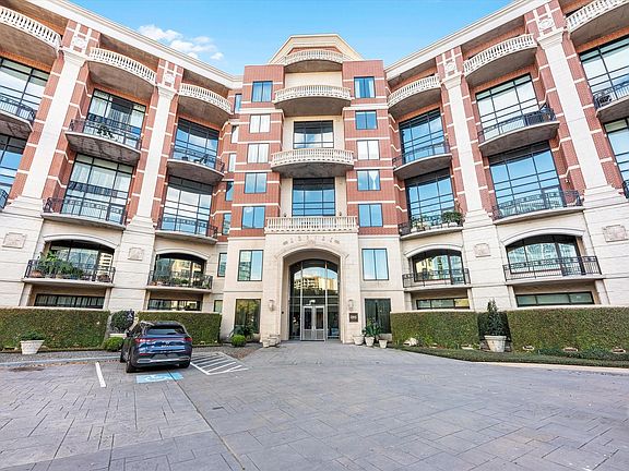 2nd image of 5005 Hidalgo St Unit 613