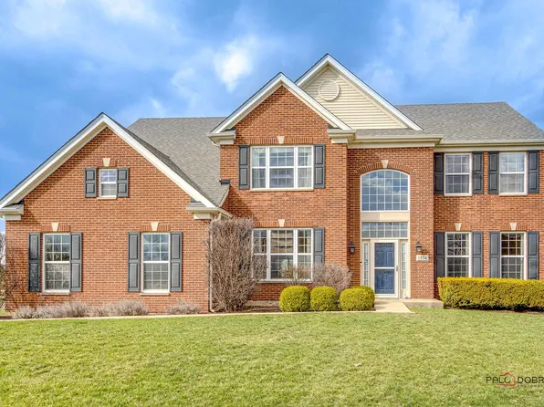 1854 Heather St, Bolingbrook, IL 60490