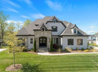 17115 Arkansas Ln, Davidson, NC 28036