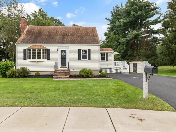 95 Bedford St, Burlington, MA 01803