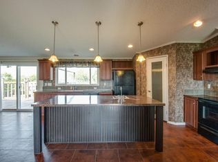 115 Judge Ct, Rhome, TX 76078