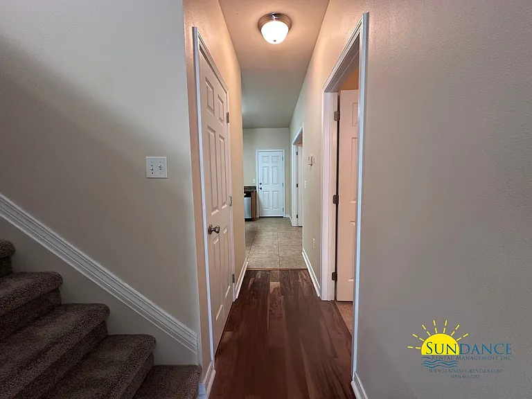 1494 Bentley Cir — Photo 9
