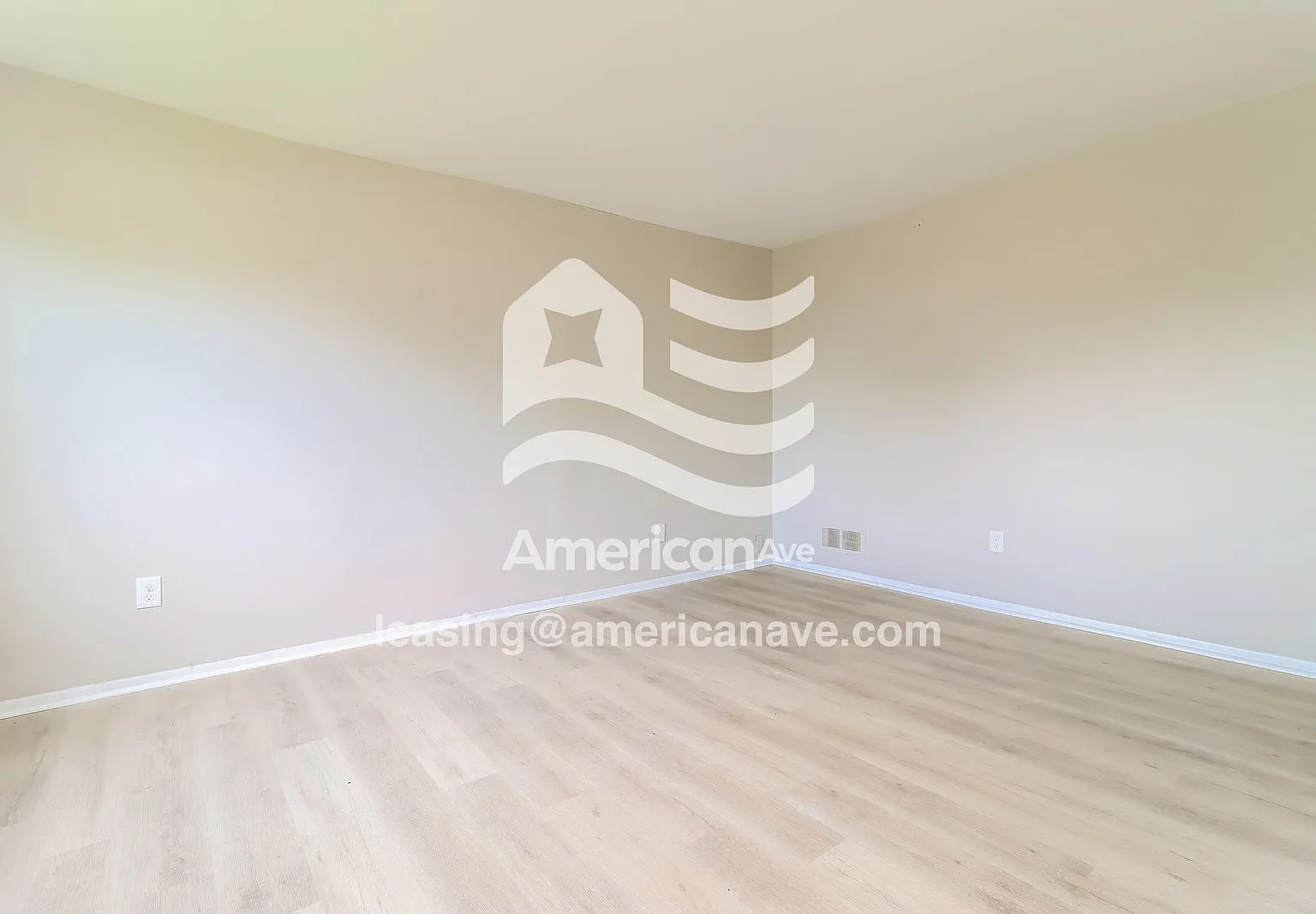 3 bed, 1.0 bath, 950 sqft, $1,395 — Photo 2