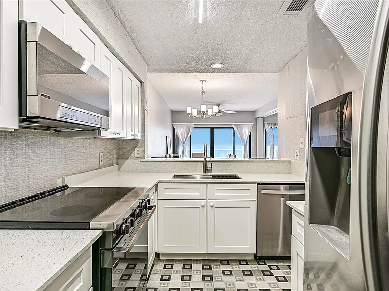 7700 Seawall Blvd #702 — Photo 16