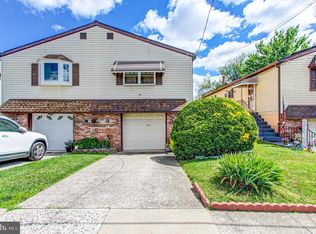 739 Brighton St, Philadelphia, PA 19111