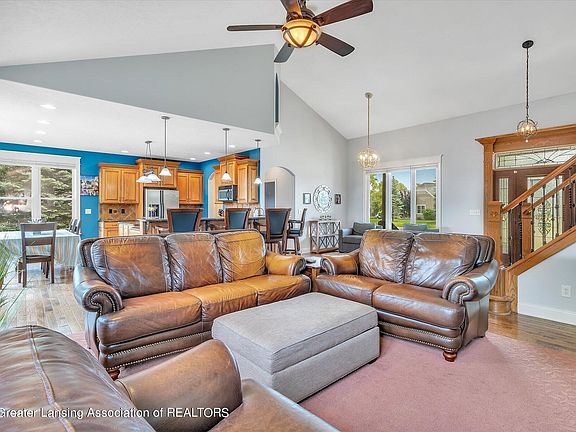 2nd image of 12871 Warm Creek Dr