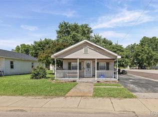 707 N Delmar Ave, Hartford, IL 62048