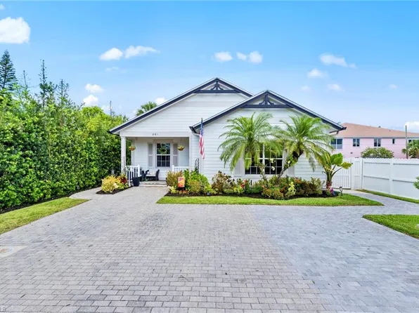 861 97th AVE N, NAPLES, FL 34108