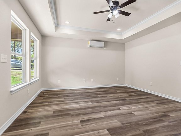 5th image of 22463 Trailwood Rd