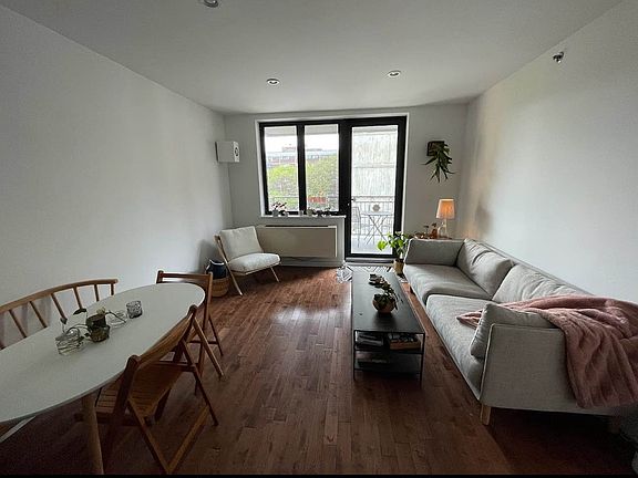 3rd image of 57 Graham Ave #3B