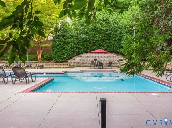 192 Yellowstone Dr APT 306, Charlottesville, VA 22903