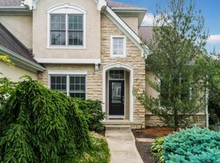 8553 Misty Woods Cir, Powell, OH 43065