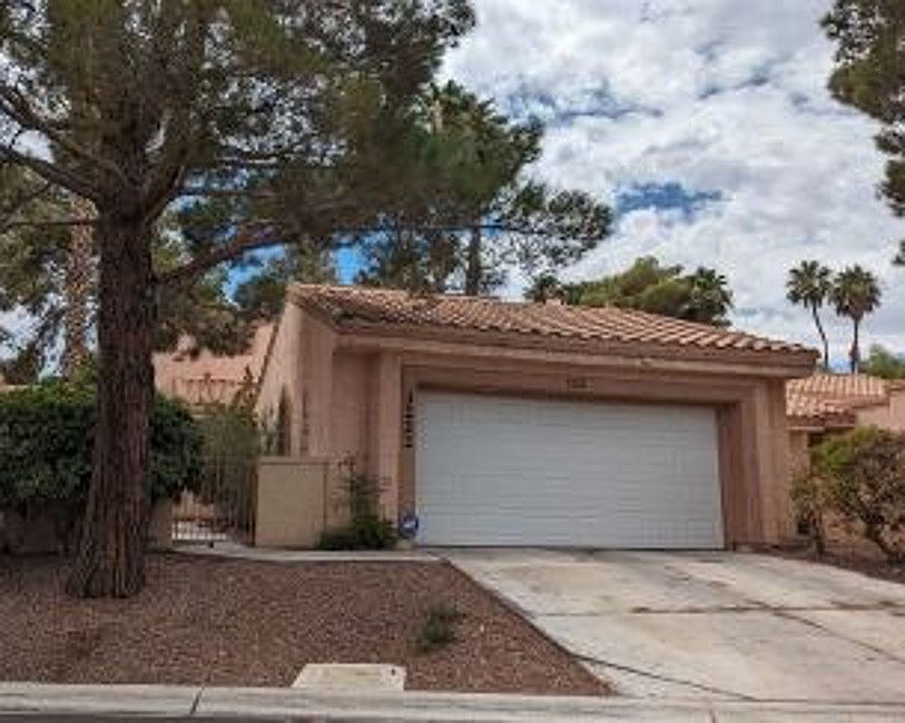 1st image of 3222 Brookfield Dr