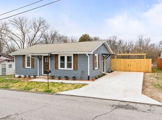 406 7th Ave NW, Winchester, TN 37398