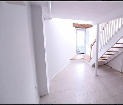 Rented by Cheskel Meisels, LREB | media 17