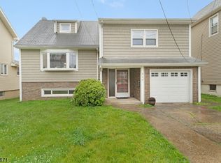 608 Faitoute Ave, Roselle Park, NJ 07204