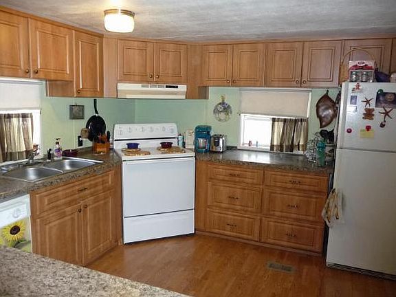 4th image of 6801 W Arter St