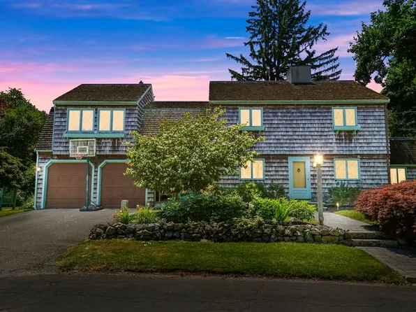 7 Ardley Rd, Winchester, MA 01890