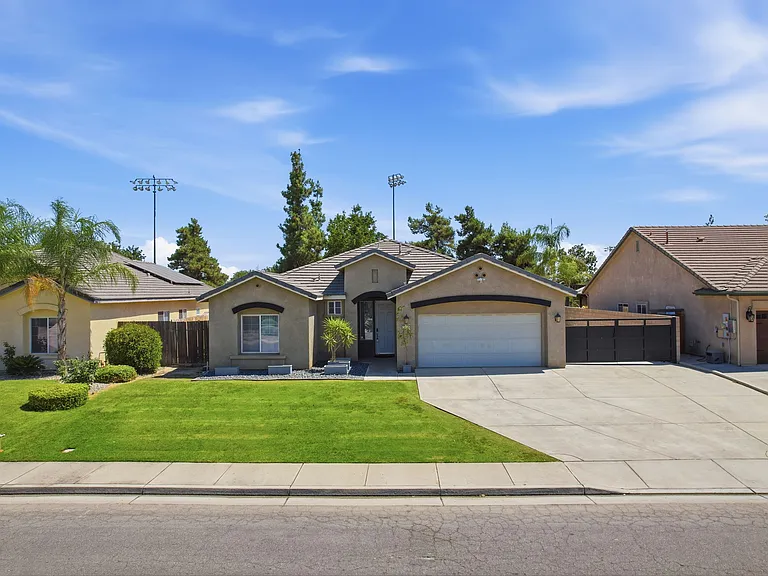 11505 Equinox Ave — Photo 29