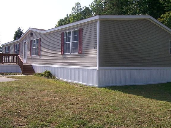 3rd image of 247 Field Pine Dr