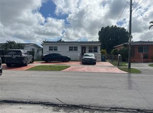 9026 SW 34th St, Miami, FL 33165