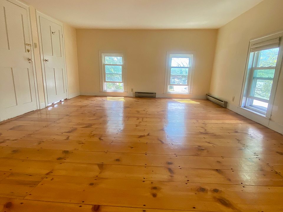 Living room.