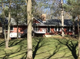 15395 Marshfield Rd, Hickory Corners, MI 49060