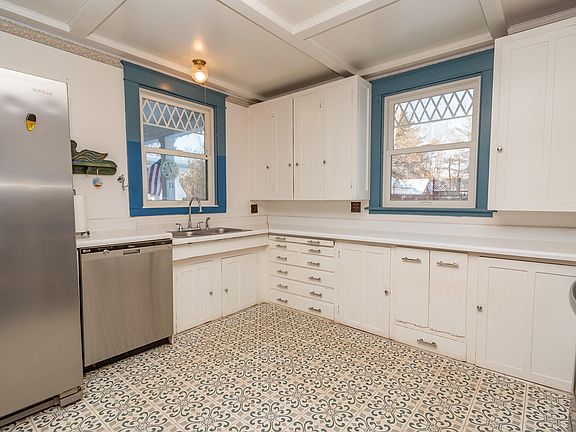 5th image of 11 Alton Street