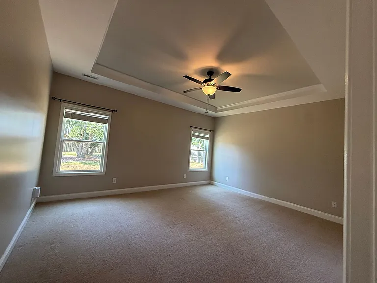 538 Saratoga Rd — Photo 9