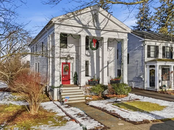 49 Front St, Owego, NY 13827