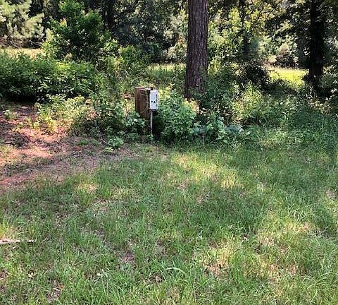 3rd image of Moonbrook Dr