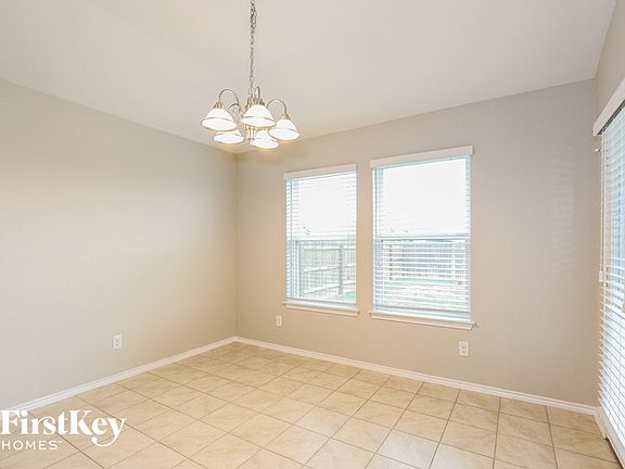 5th image of 1036 Sandwell Ct