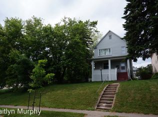 2241 W 11th St #1, Duluth, MN 55806