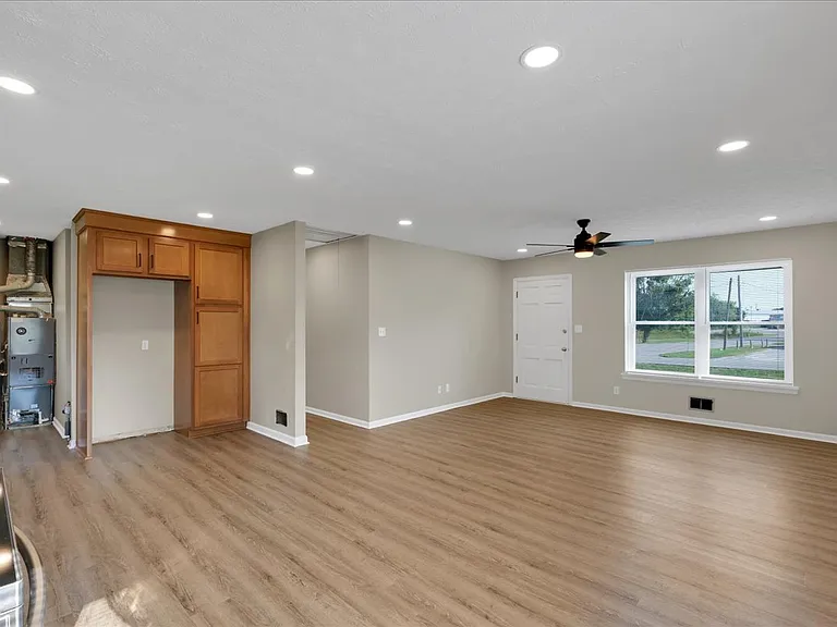 453 Flatlick Rd — Photo 3