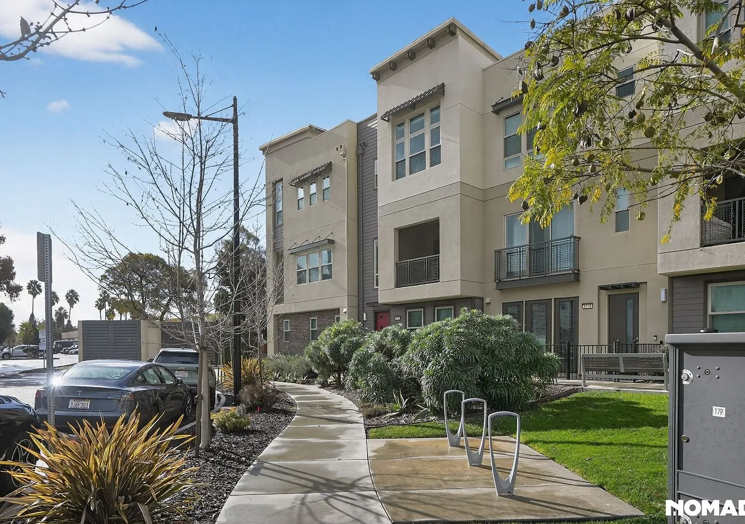 Spacious 3 Bed / 3.5 Bath 2035 sqft Townhome style Condo Near Great Mall 2-Car Garage Top-Rated S... — Photo 3