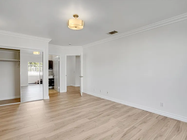 4721 Berryman Ave — Photo 32