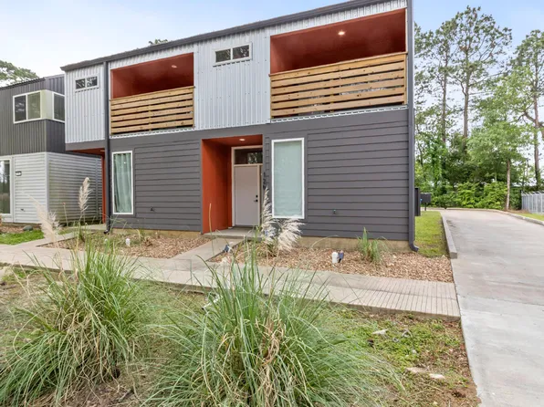 126 Greentree Dr, Lafayette, LA 70508