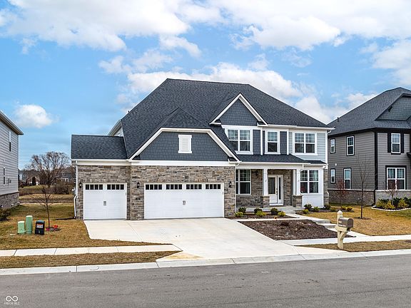 2nd image of 1869 Kenmare Dr