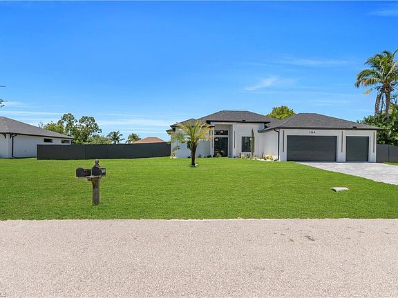 3rd image of 329 SW 26th PL