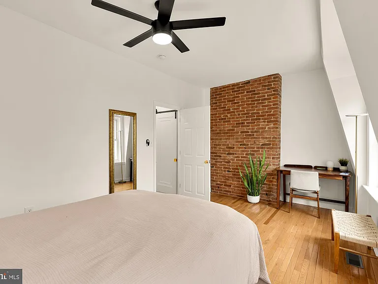 1017 Monroe St NW #2 — Photo 26