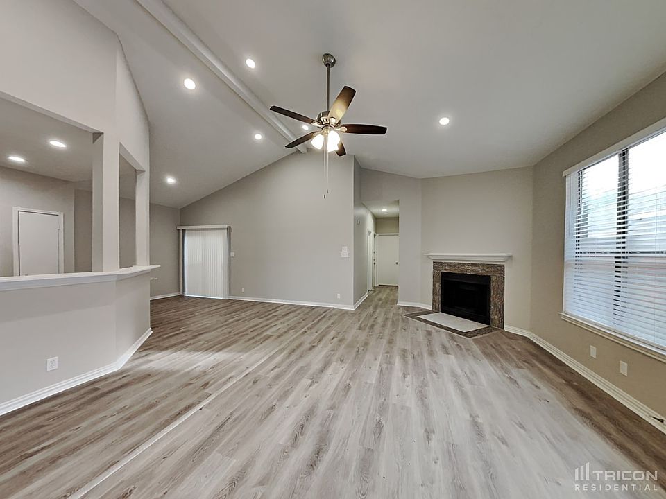 1121 Cypress Ln Desoto TX Zillow