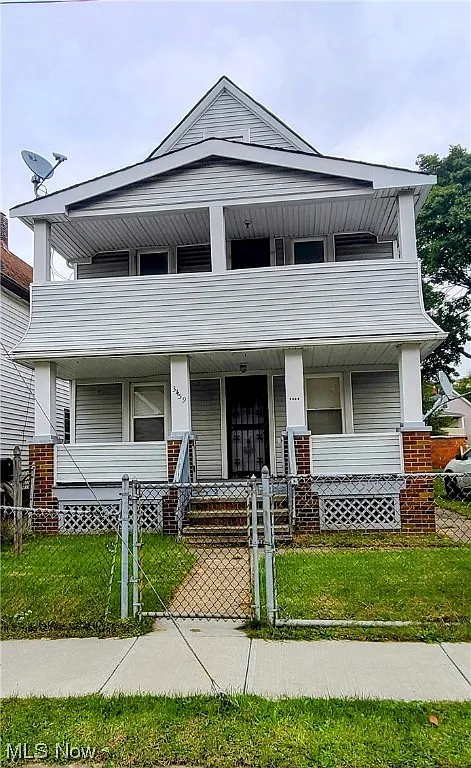 3459 W 49th St photo 1