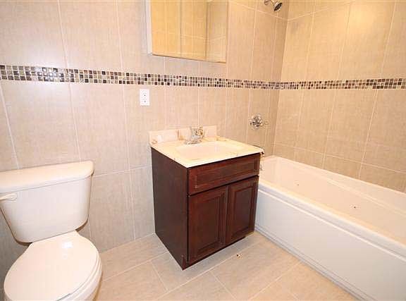 3rd image of 2539 W 15th St APT G3
