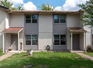 821 SE Durham Pl, Bentonville, AR 72712
